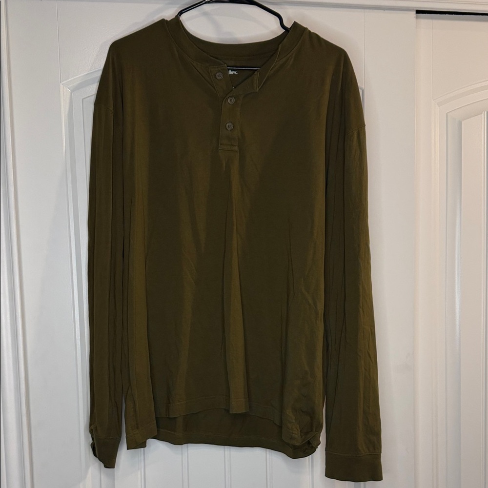 Goodfellow & Co Men's Long Sleeve Henley in Olive